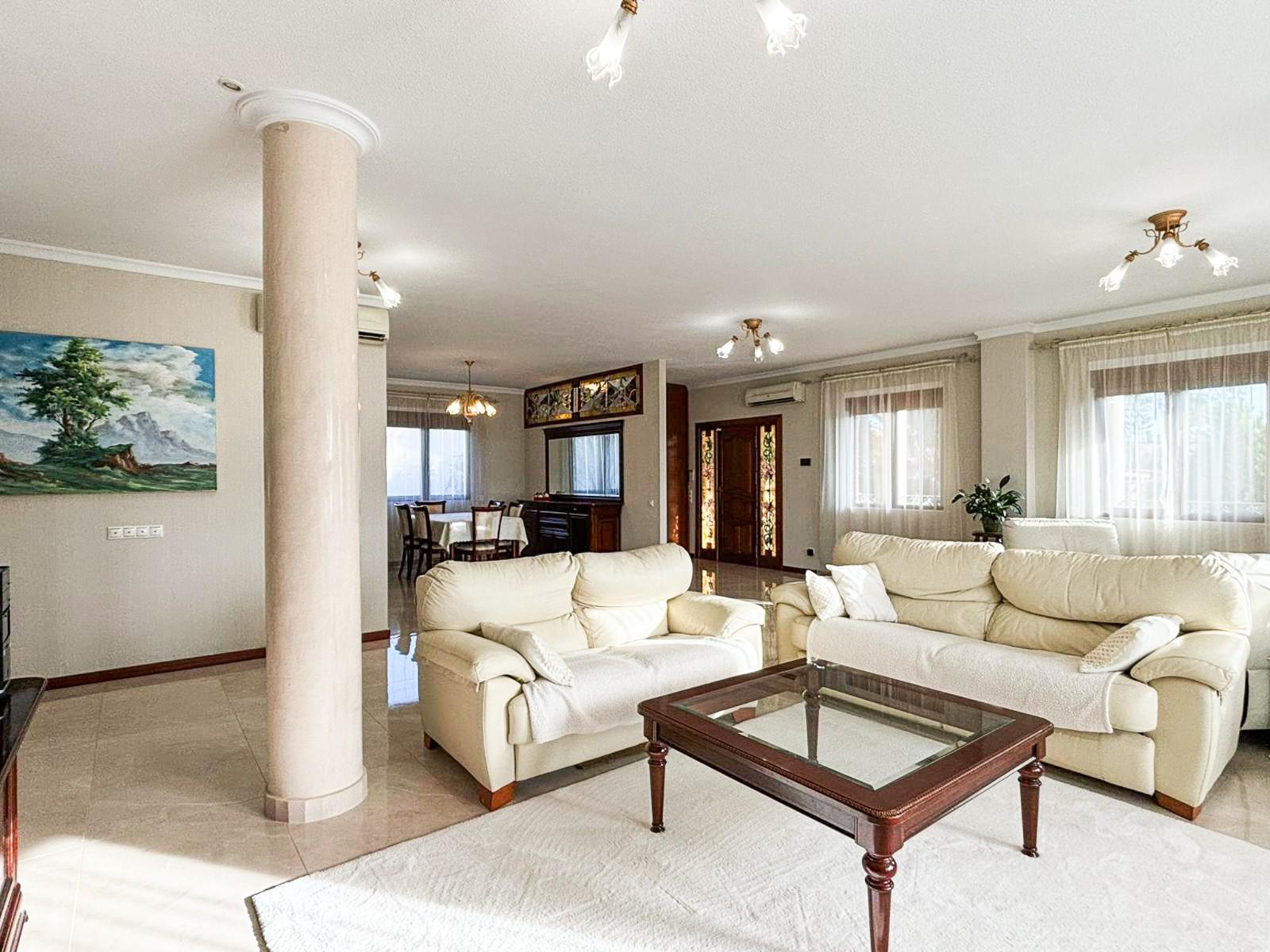 Villa en Venta en Rojales