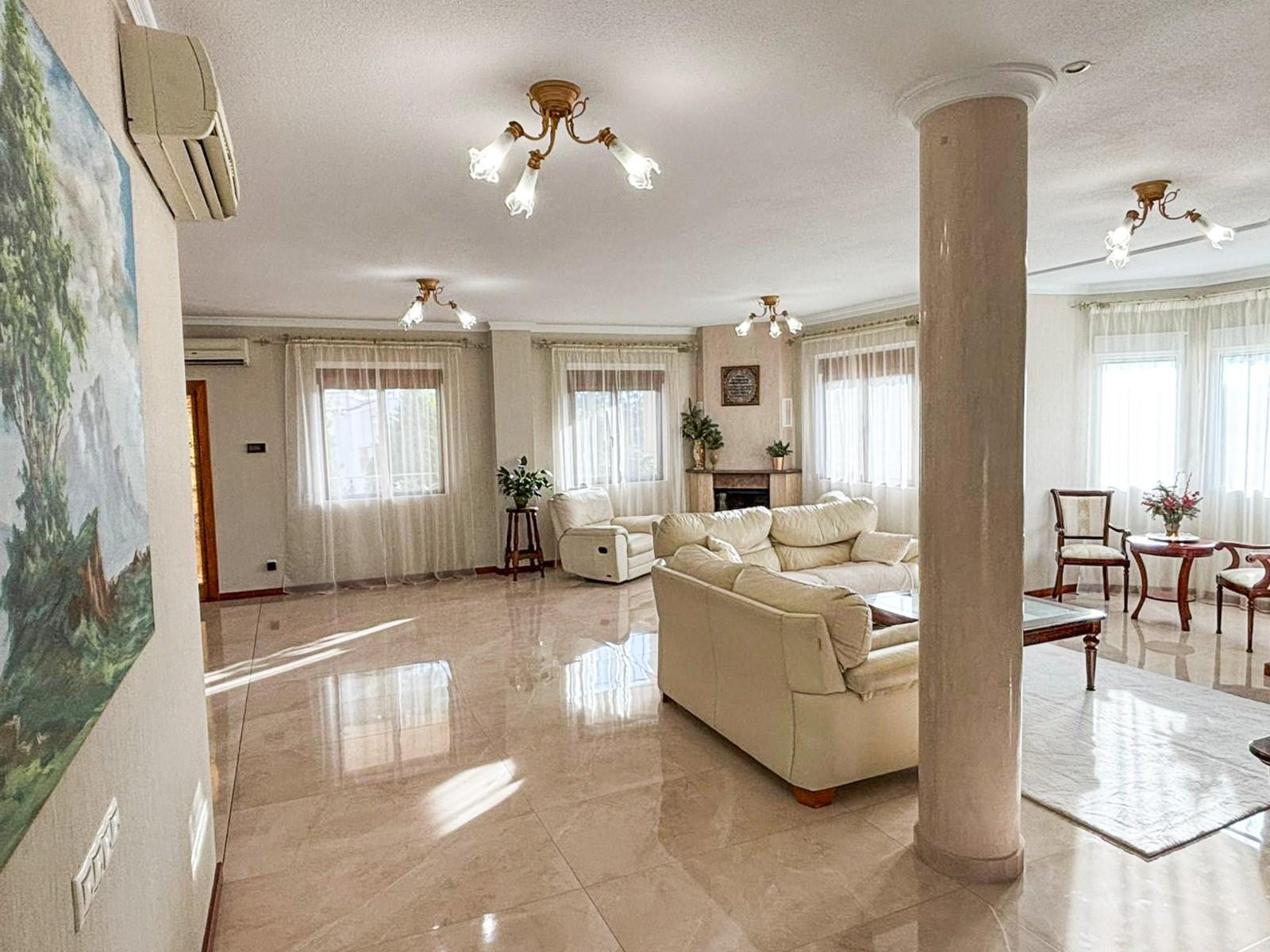 Villa en Venta en Rojales