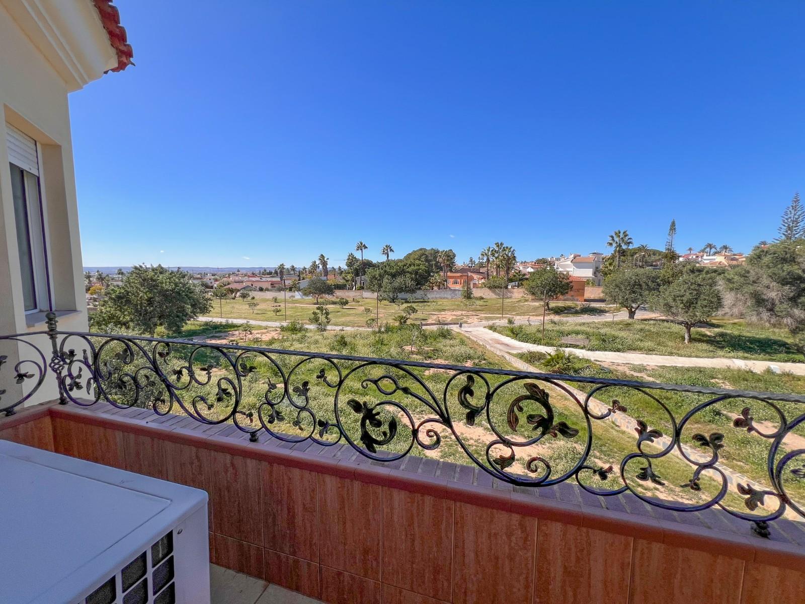 Villa en Venta en Rojales