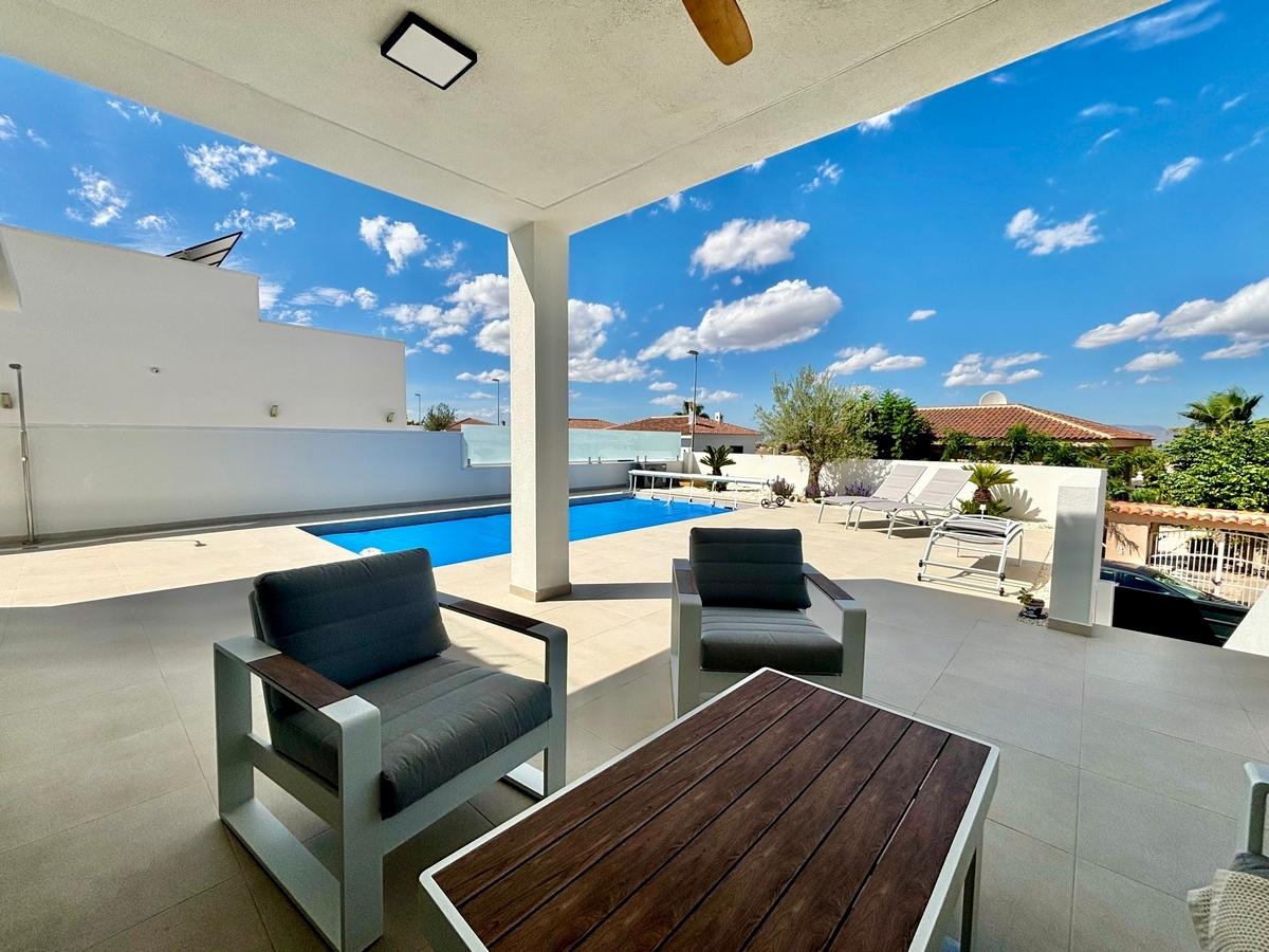 Villa en Venta en Rojales