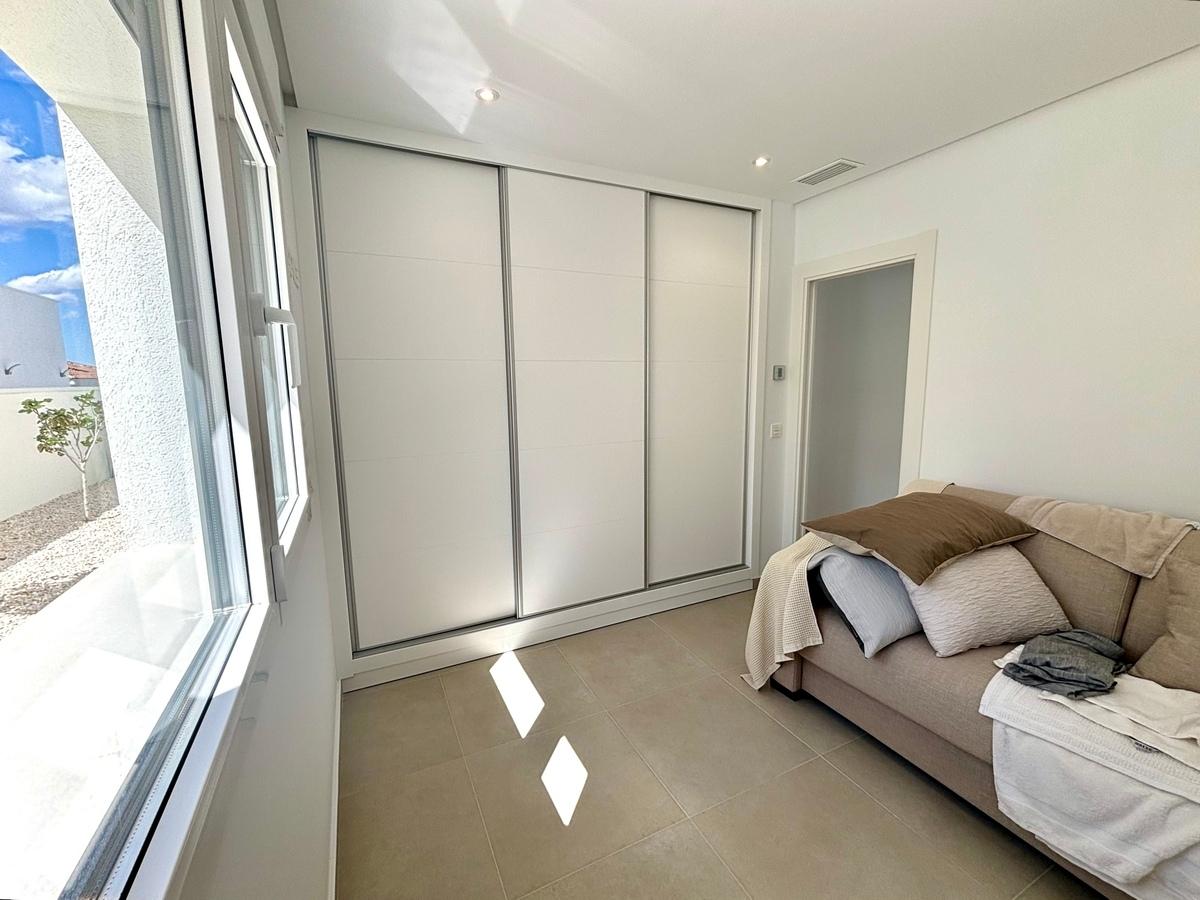 Villa en Venta en Rojales