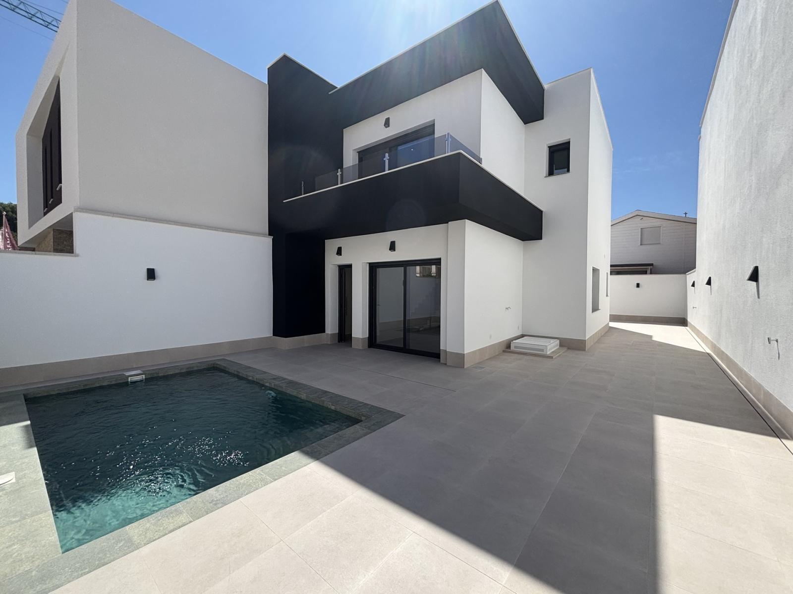 Villa en Venta en Almoradí