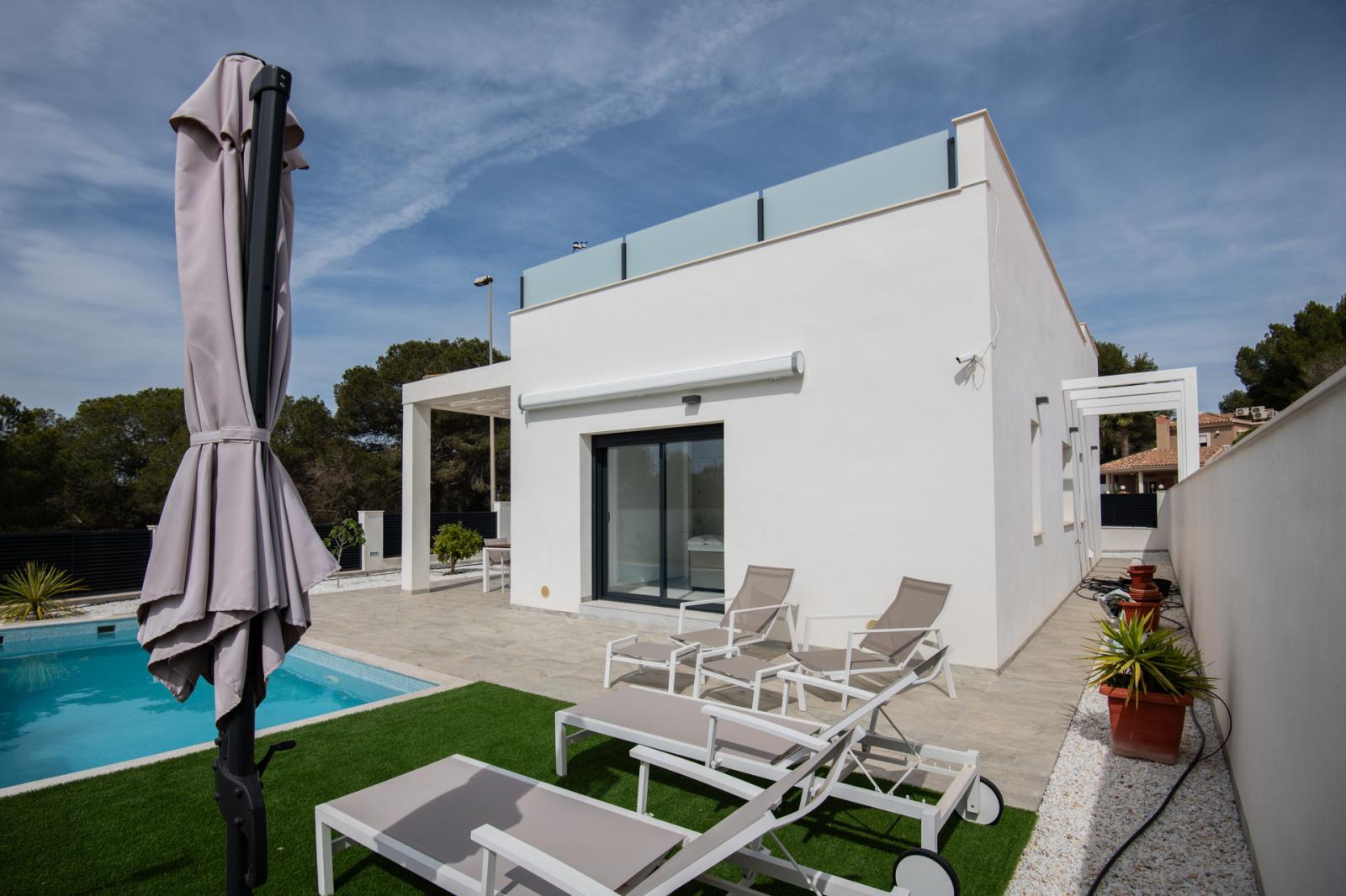 Villa en Venta en Pilar de la Horadada