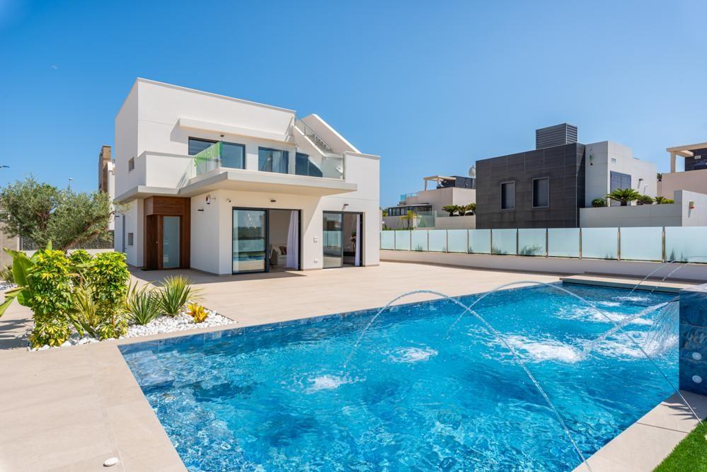 Villa en Venta en Orihuela