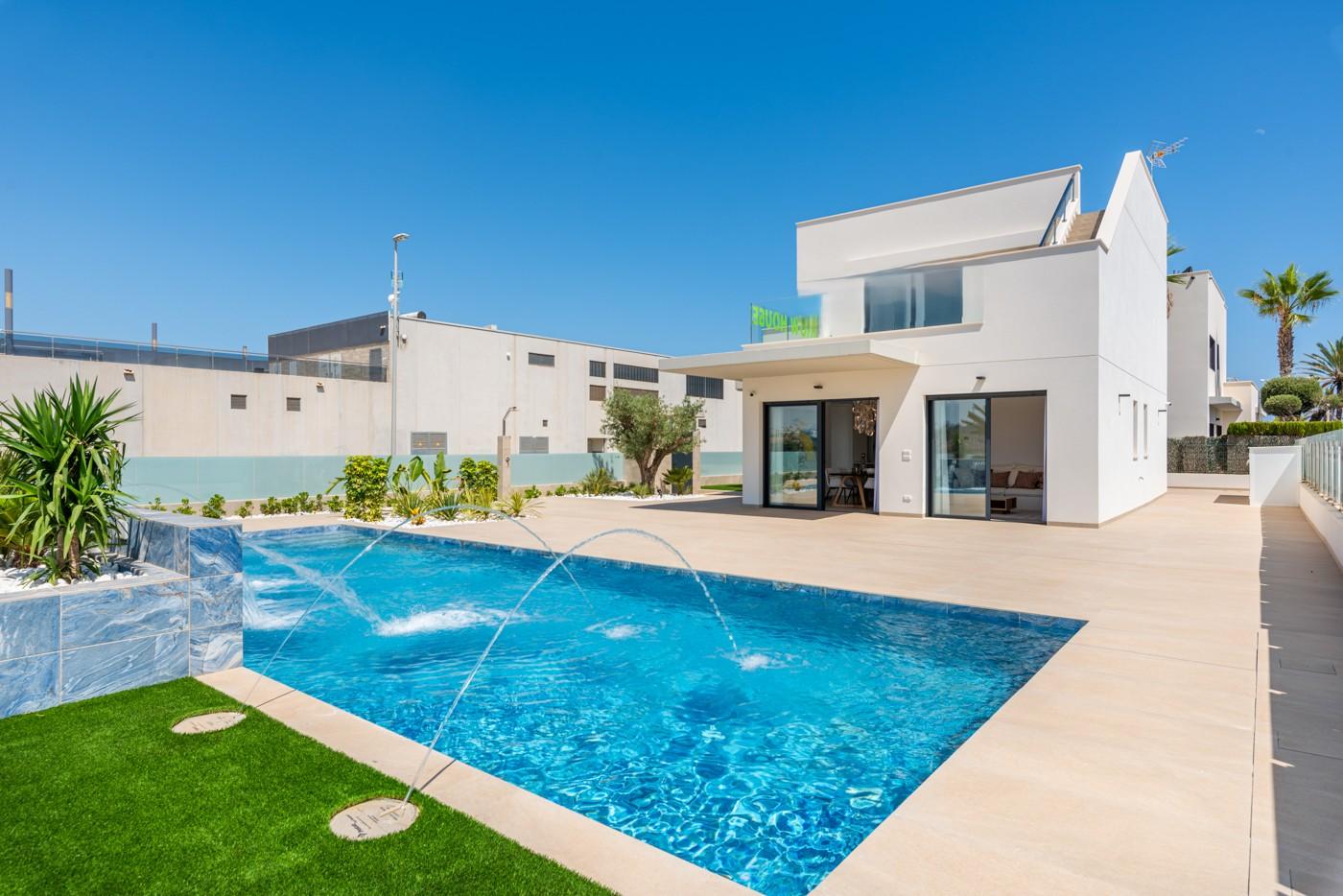 Villa en Venta en Orihuela