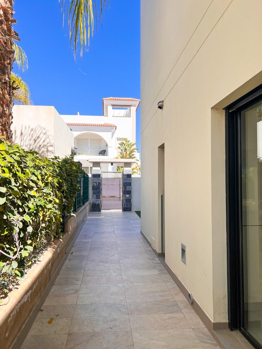 Villa en Venta en Rojales