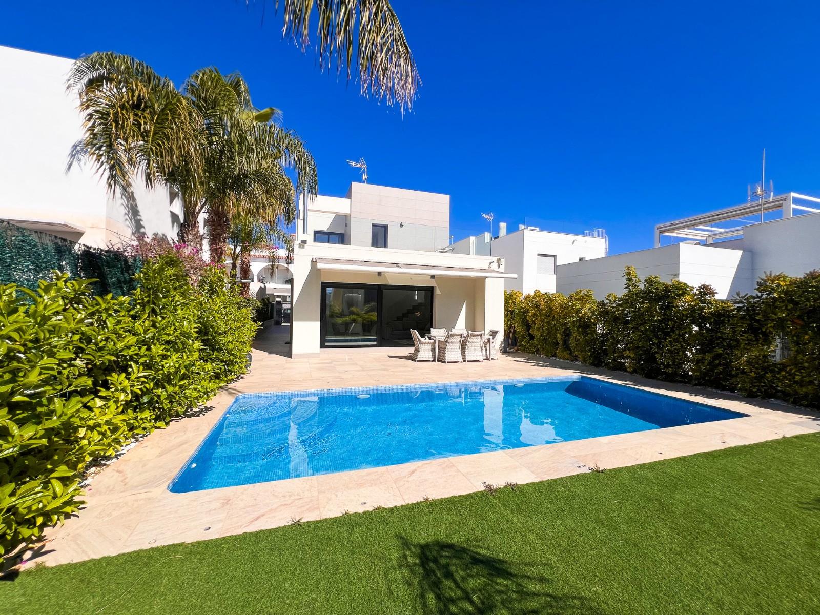 Villa en Venta en Rojales