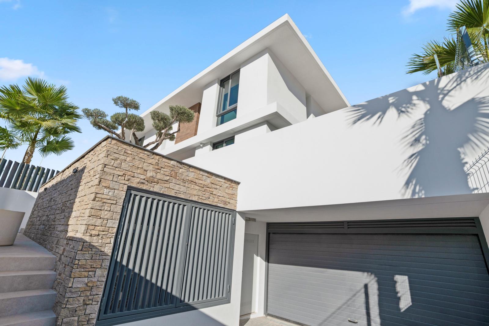 Villa for Sale in Benidorm