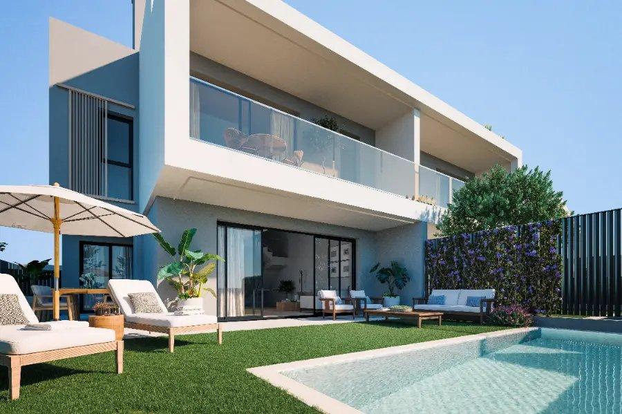 Villa for Sale in Alicante