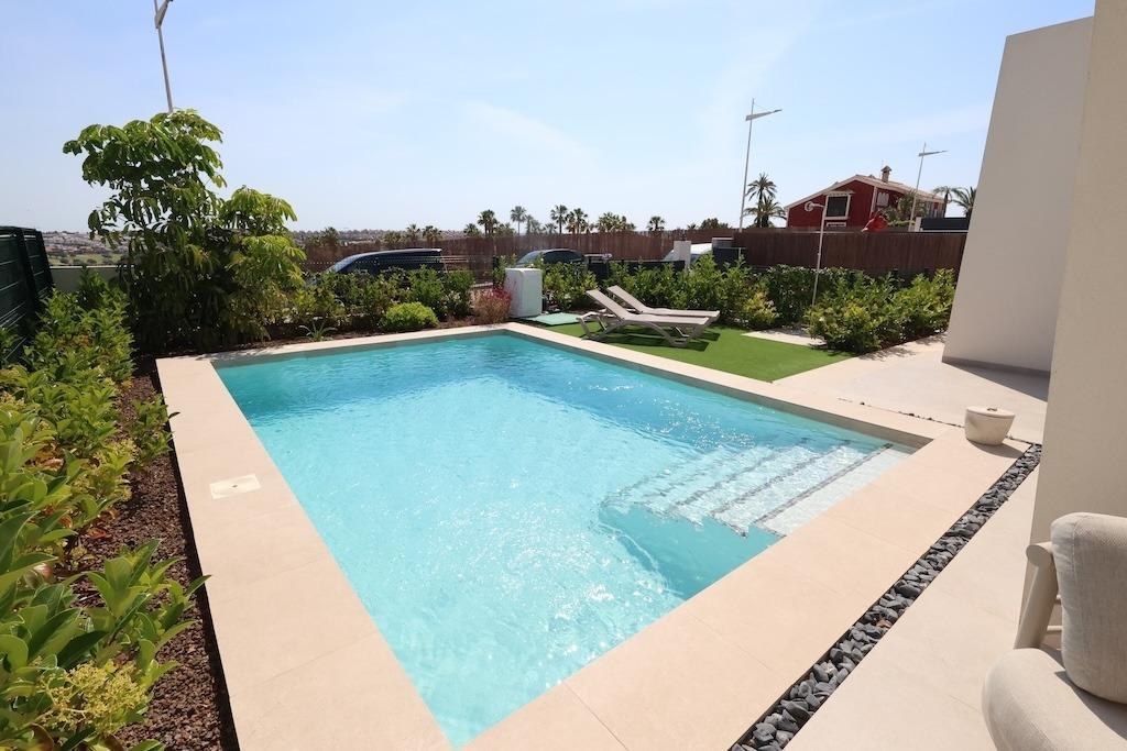 Villa en Venta en Algorfa
