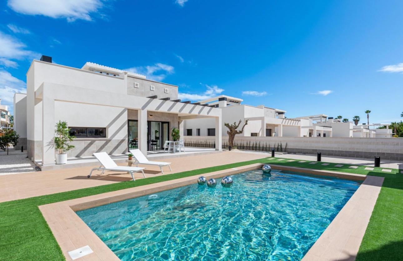 Villa for Sale in Rojales