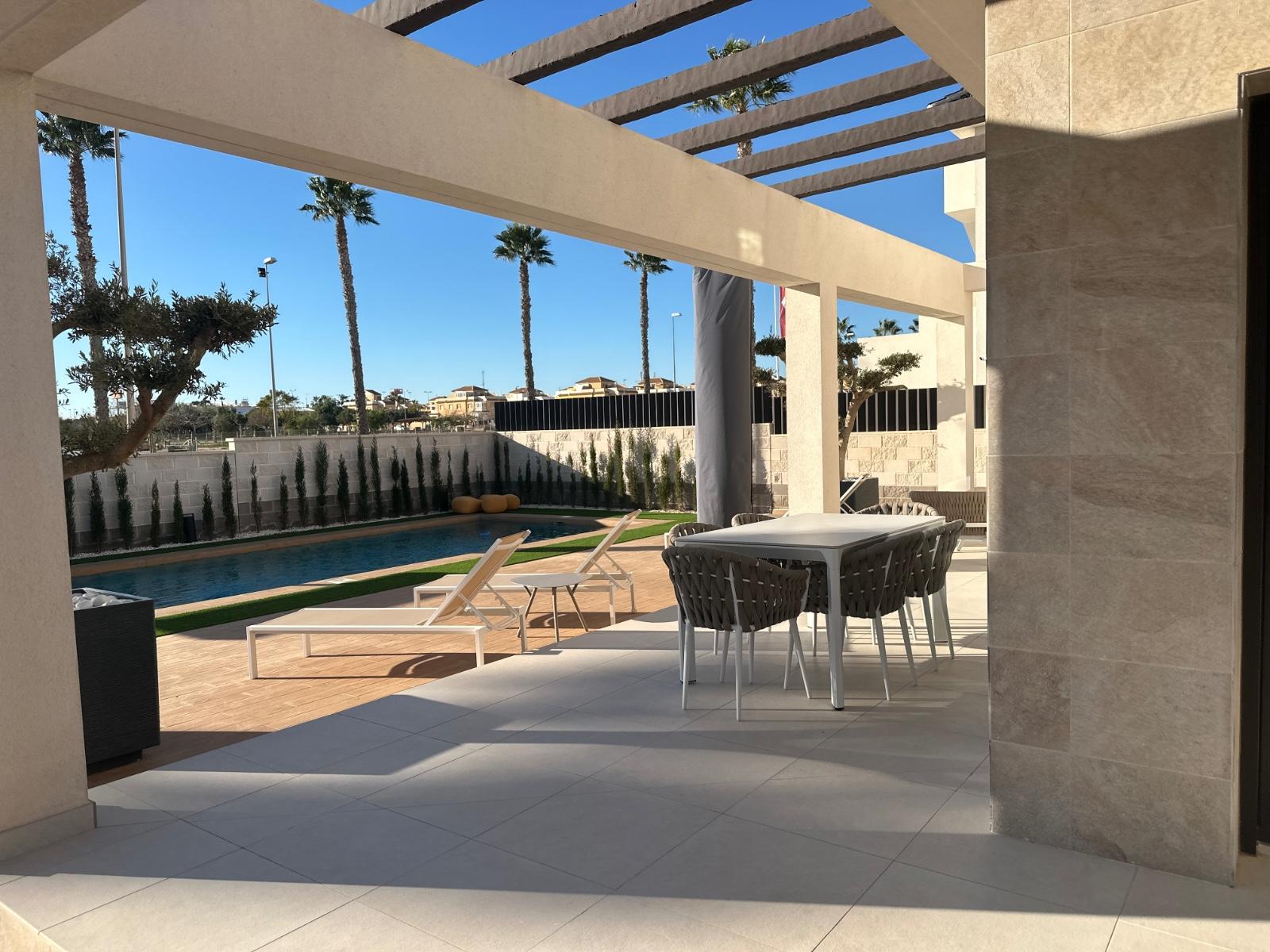 Villa for Sale in Rojales