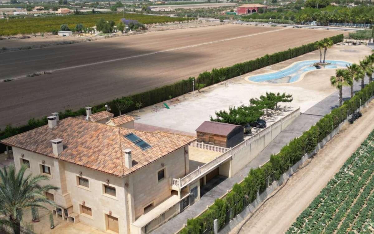Villa en Venta en Aspe