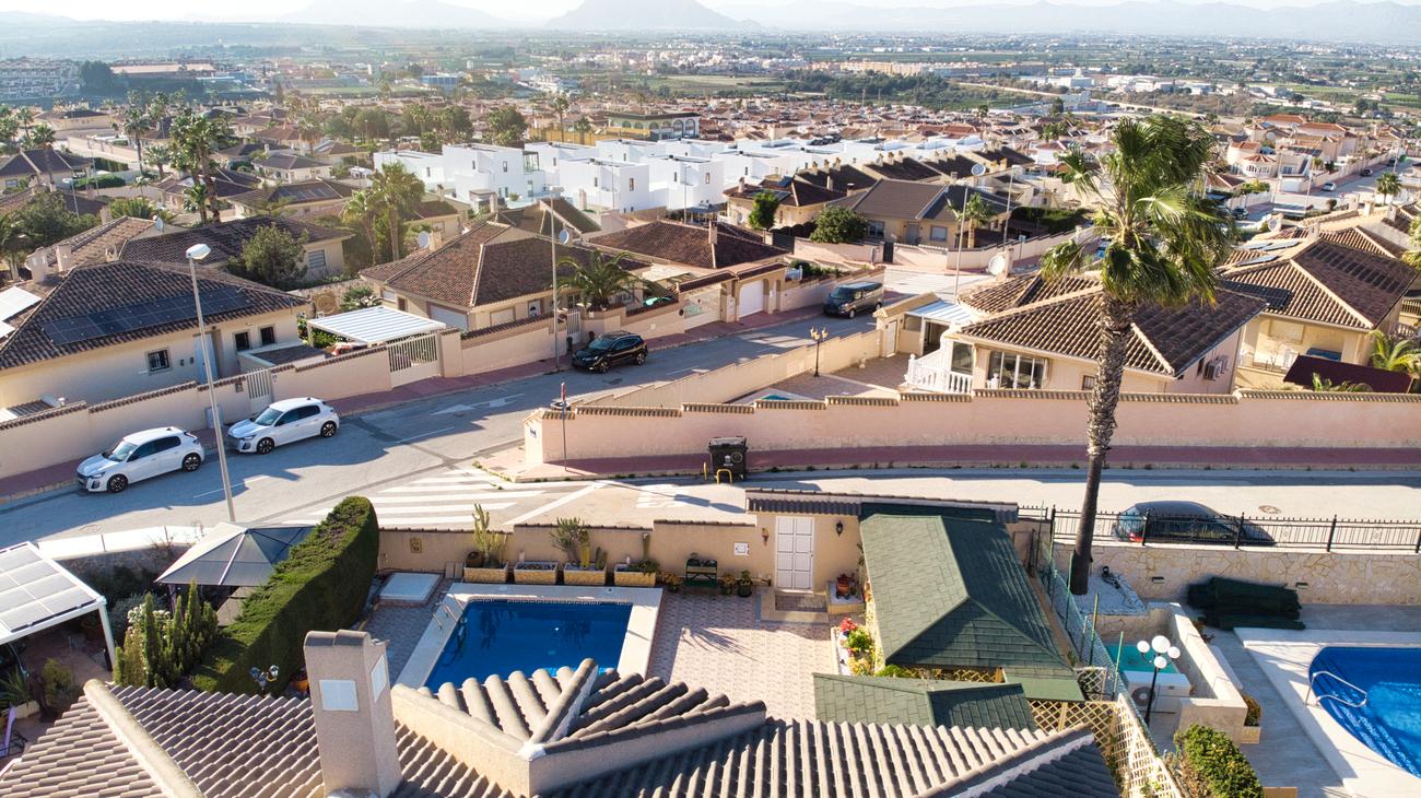Villa en Venta en Rojales