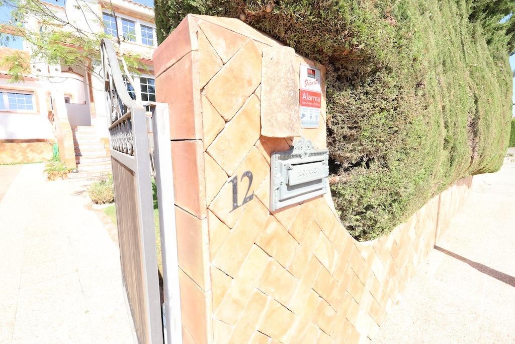 Villa en Venta en Orihuela