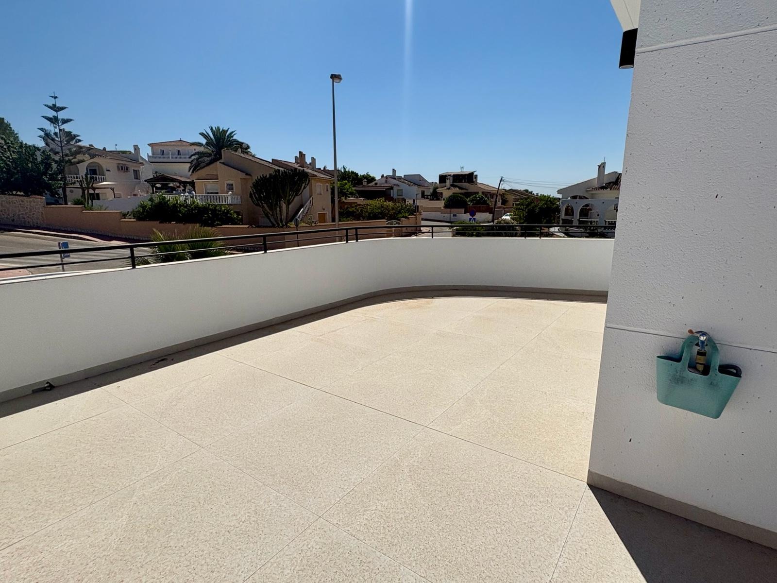 Villa en Venta en Rojales
