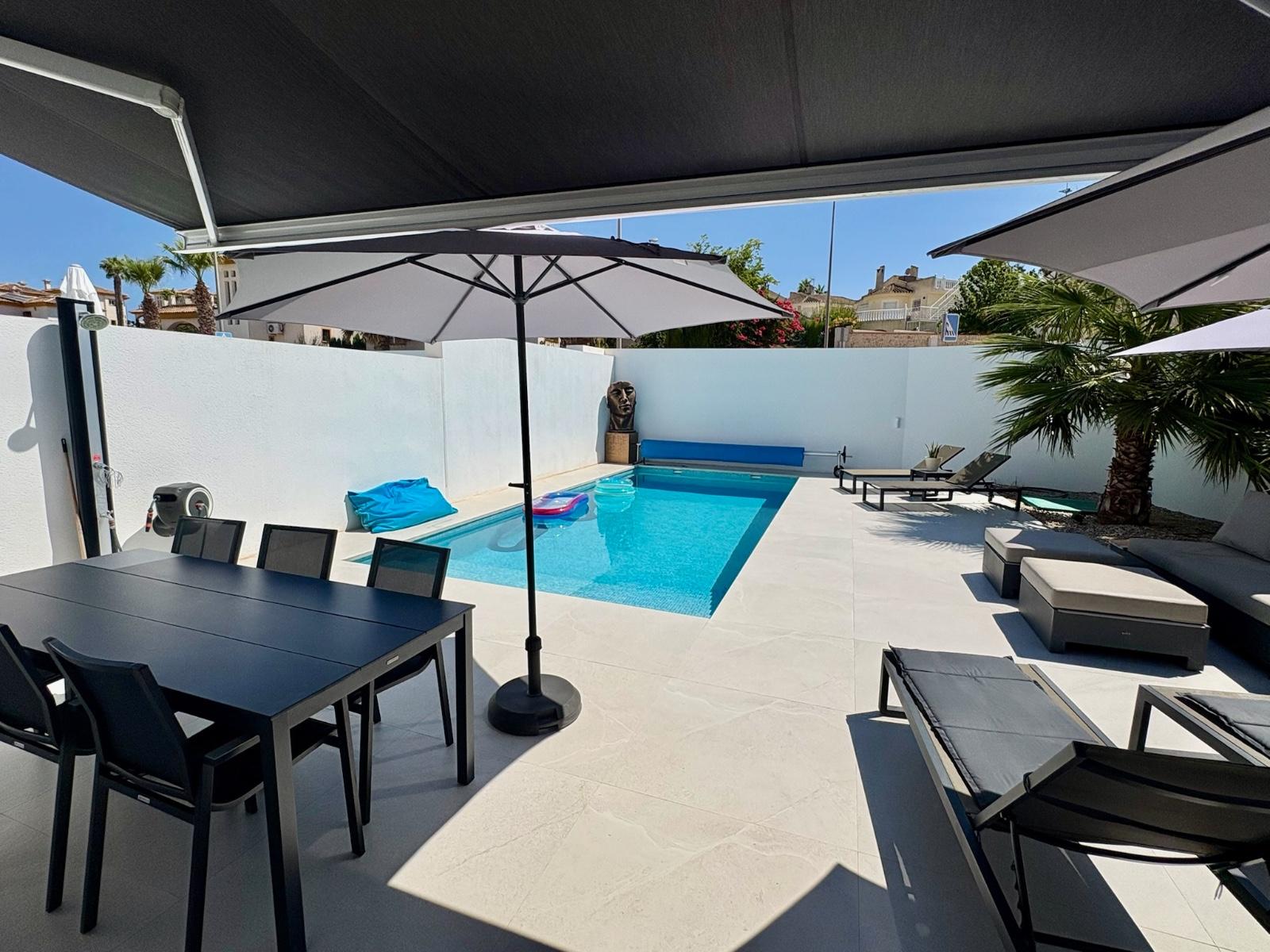 Villa en Venta en Rojales