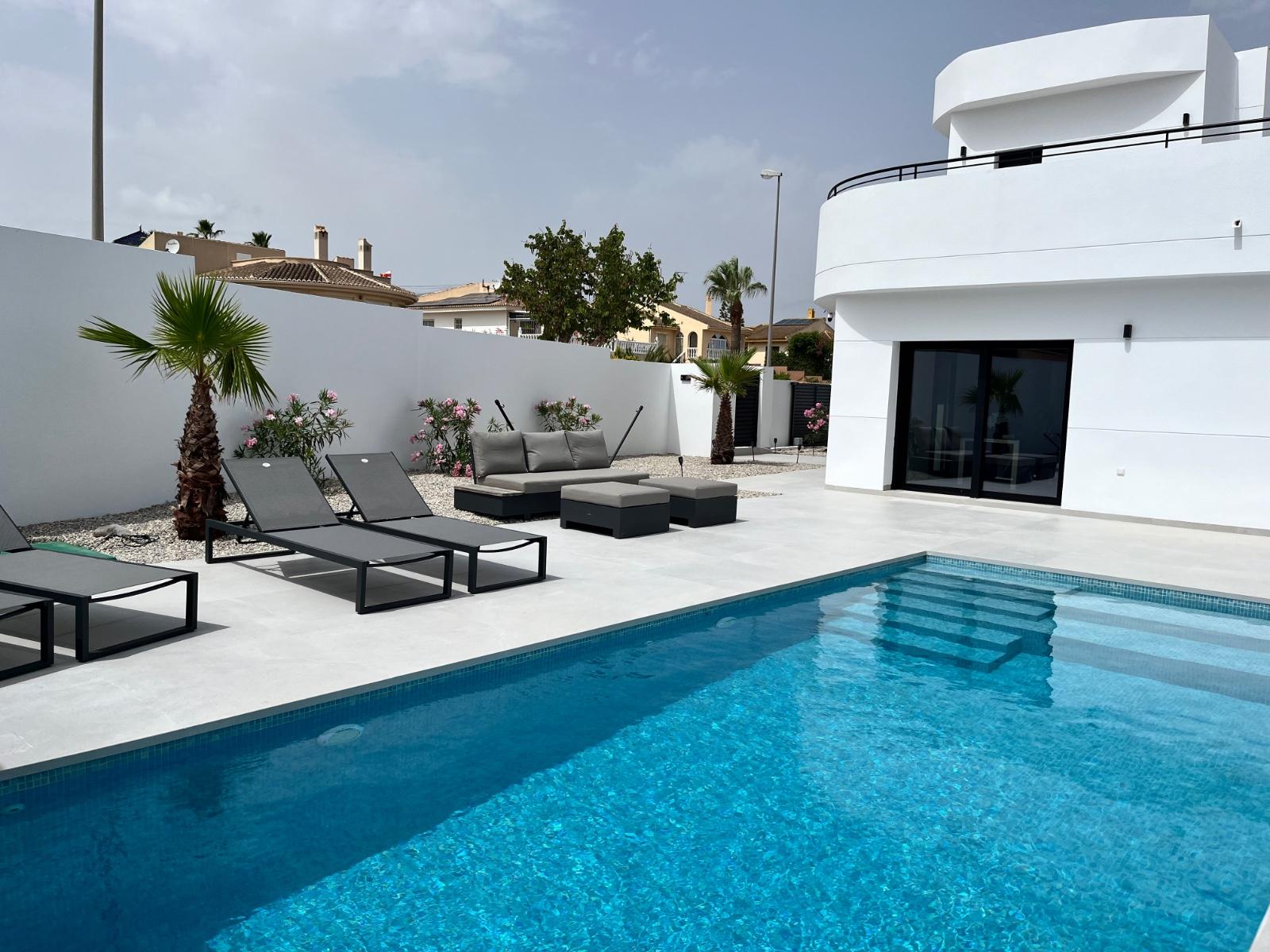 Villa en Venta en Rojales