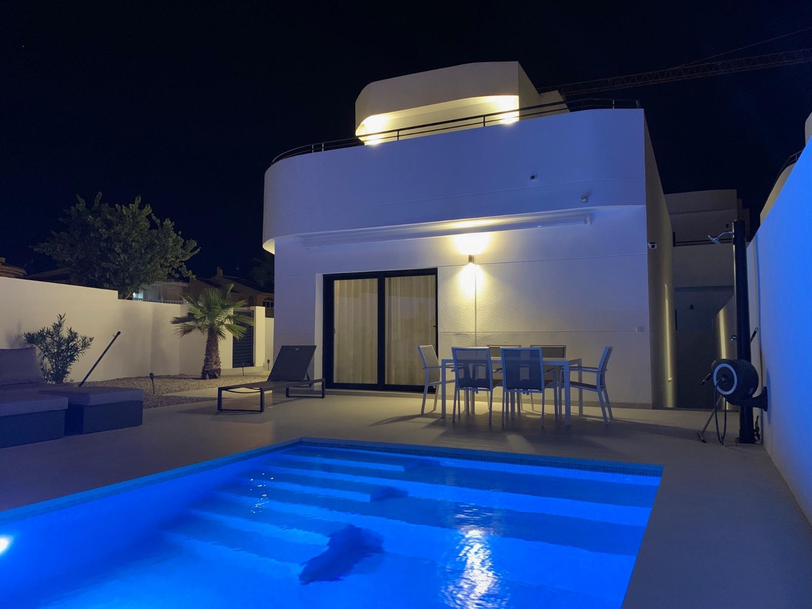 Villa en Venta en Rojales