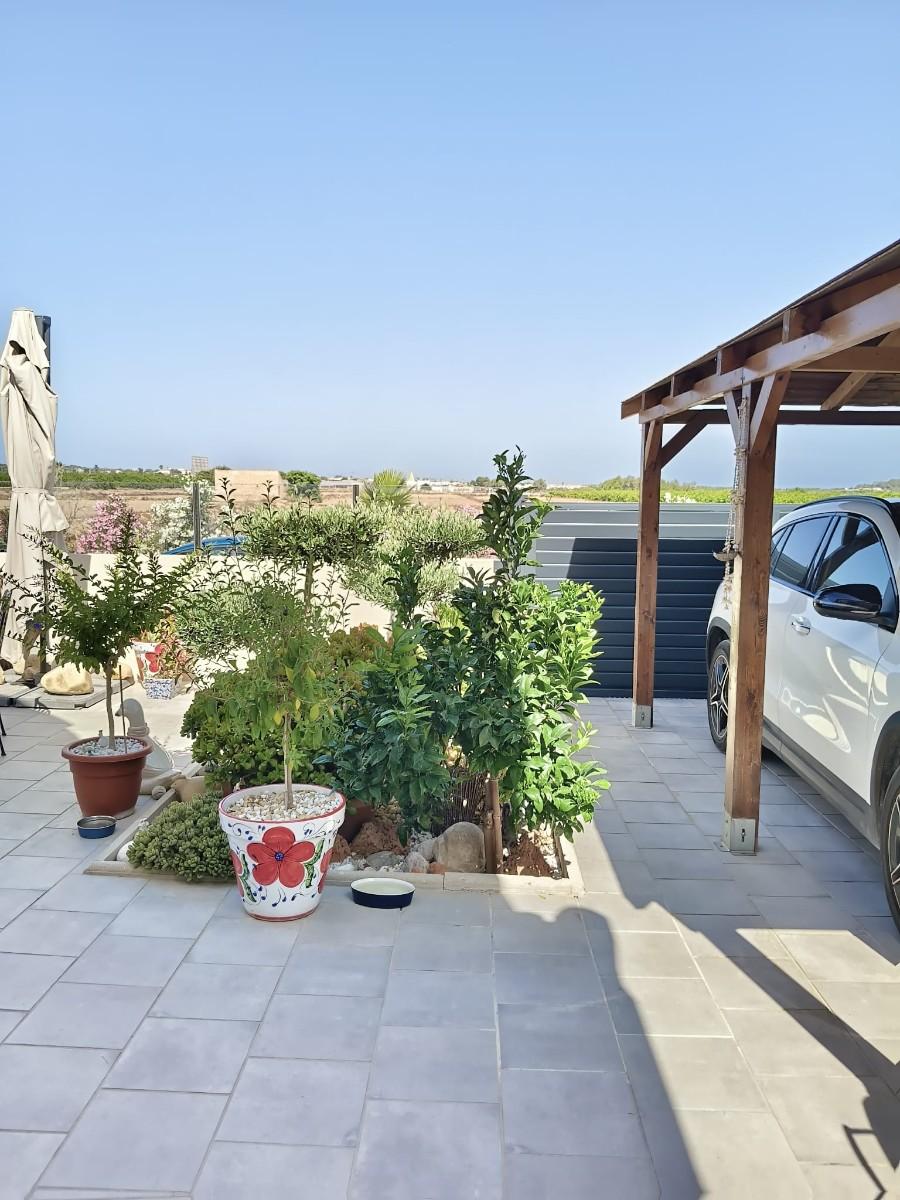 Villa for Sale in Guardamar del Segura