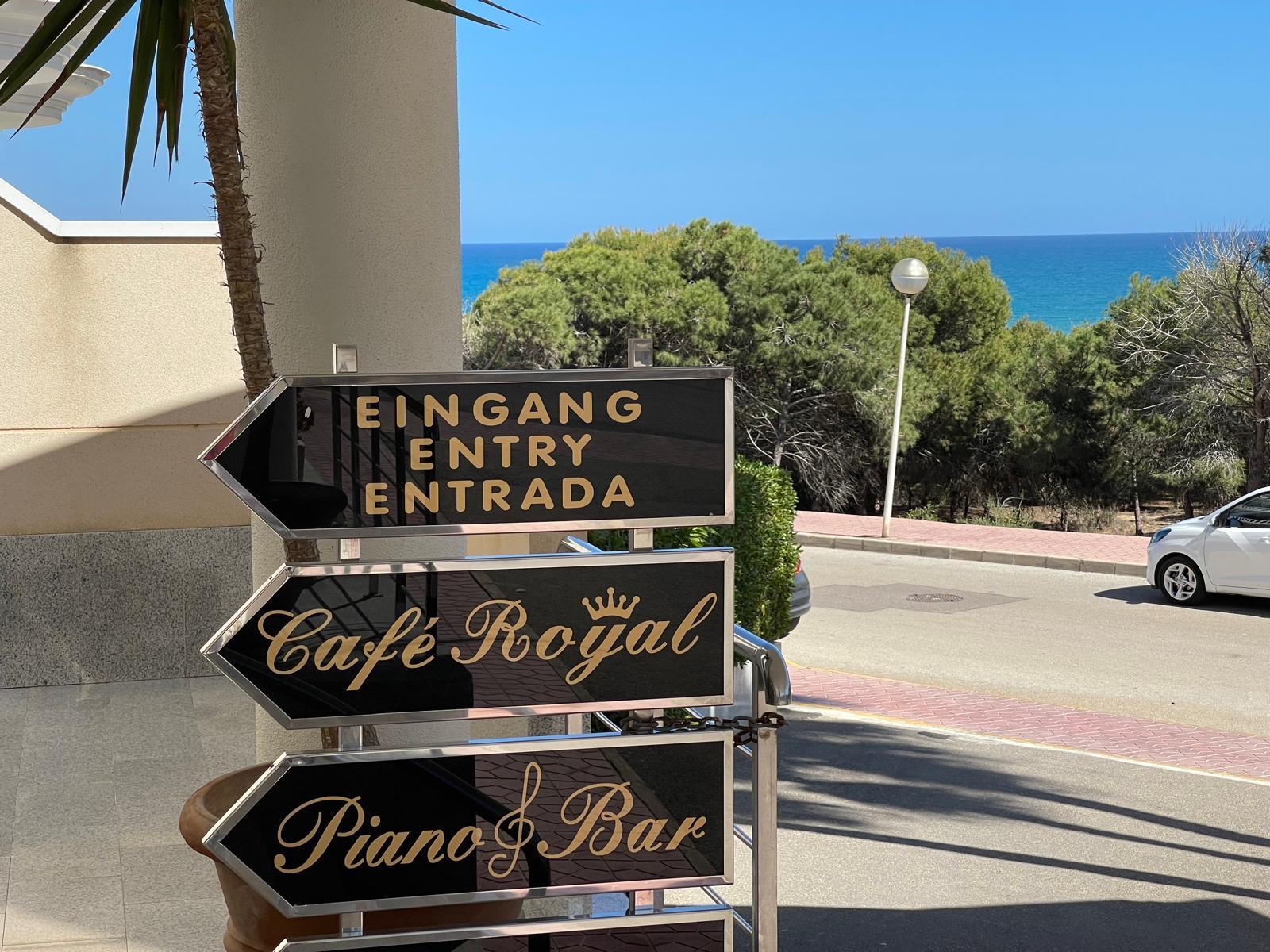 Premise for Sale in Guardamar del Segura