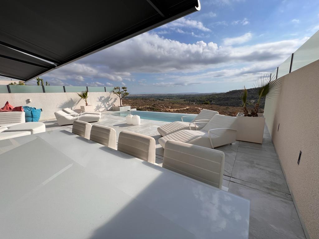 Villa en Venta en Rojales