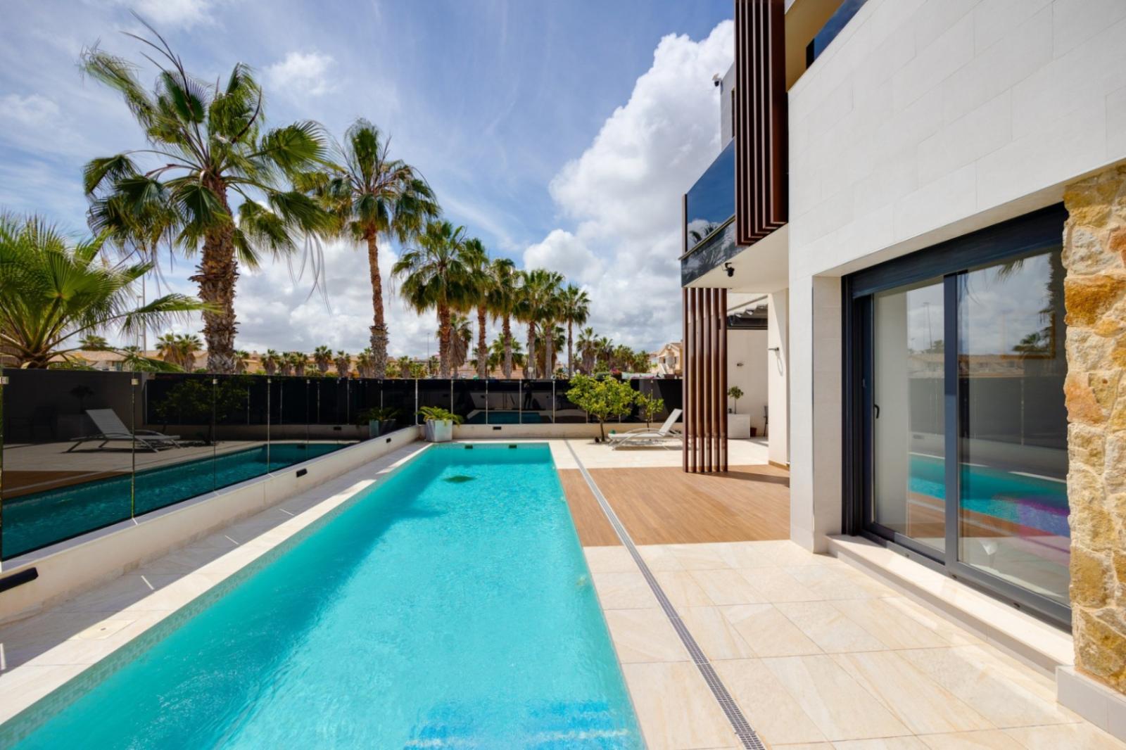 Villa en Venta en Orihuela