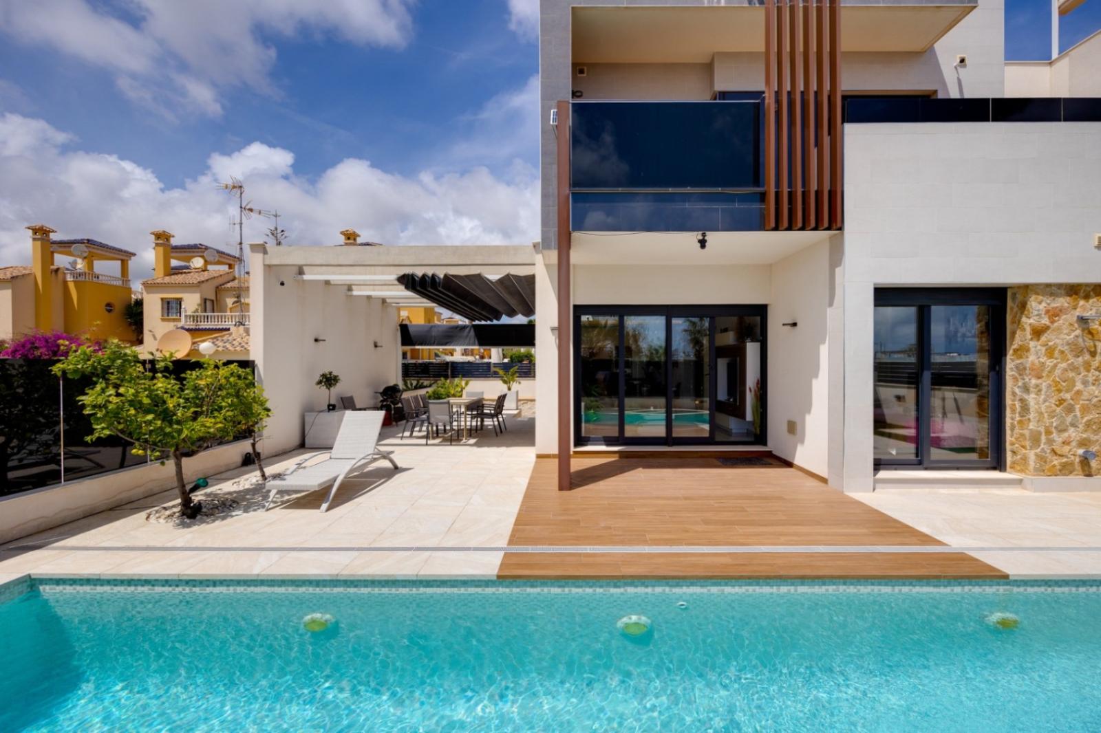 Villa en Venta en Orihuela