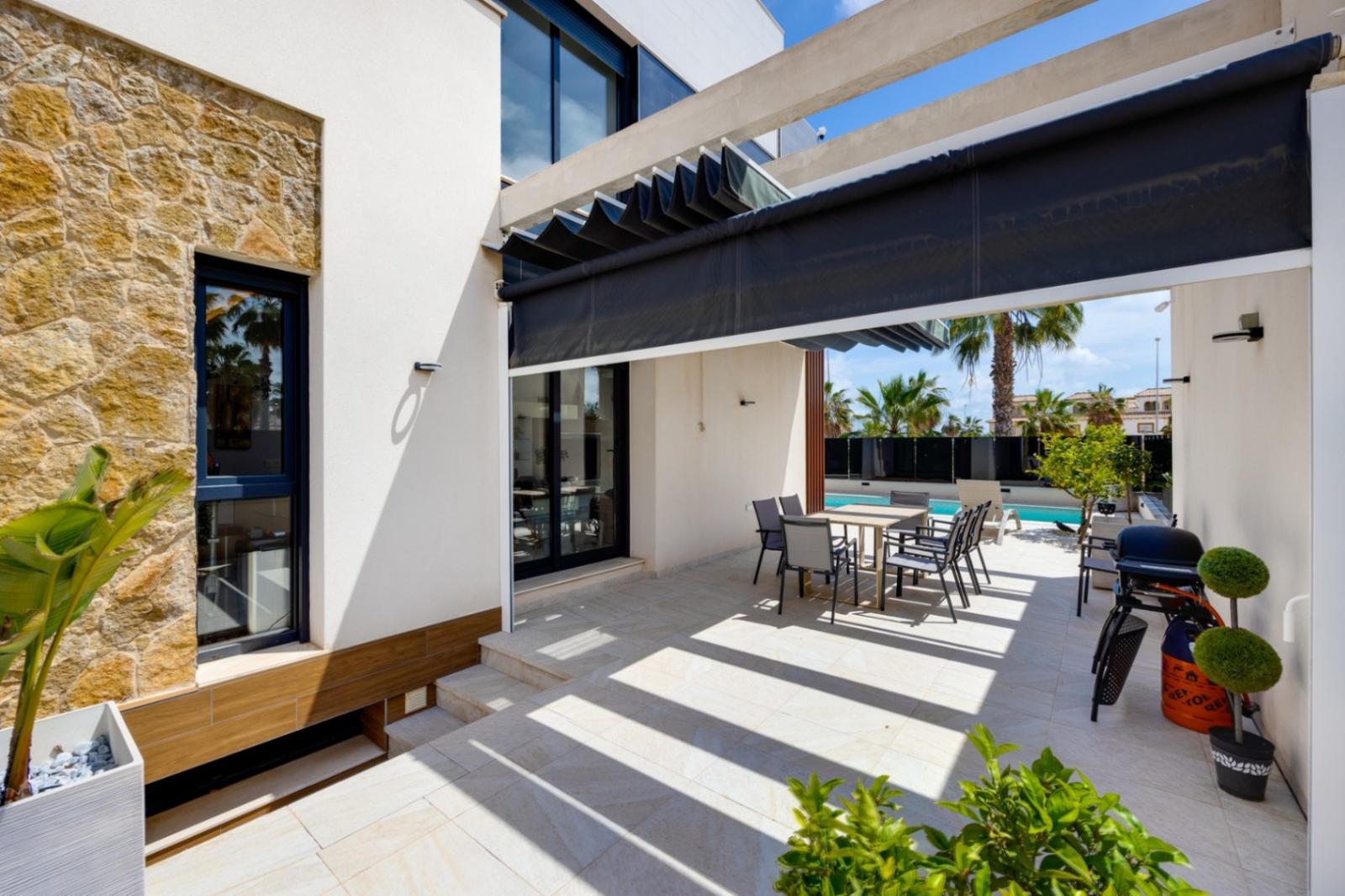 Villa en Venta en Orihuela