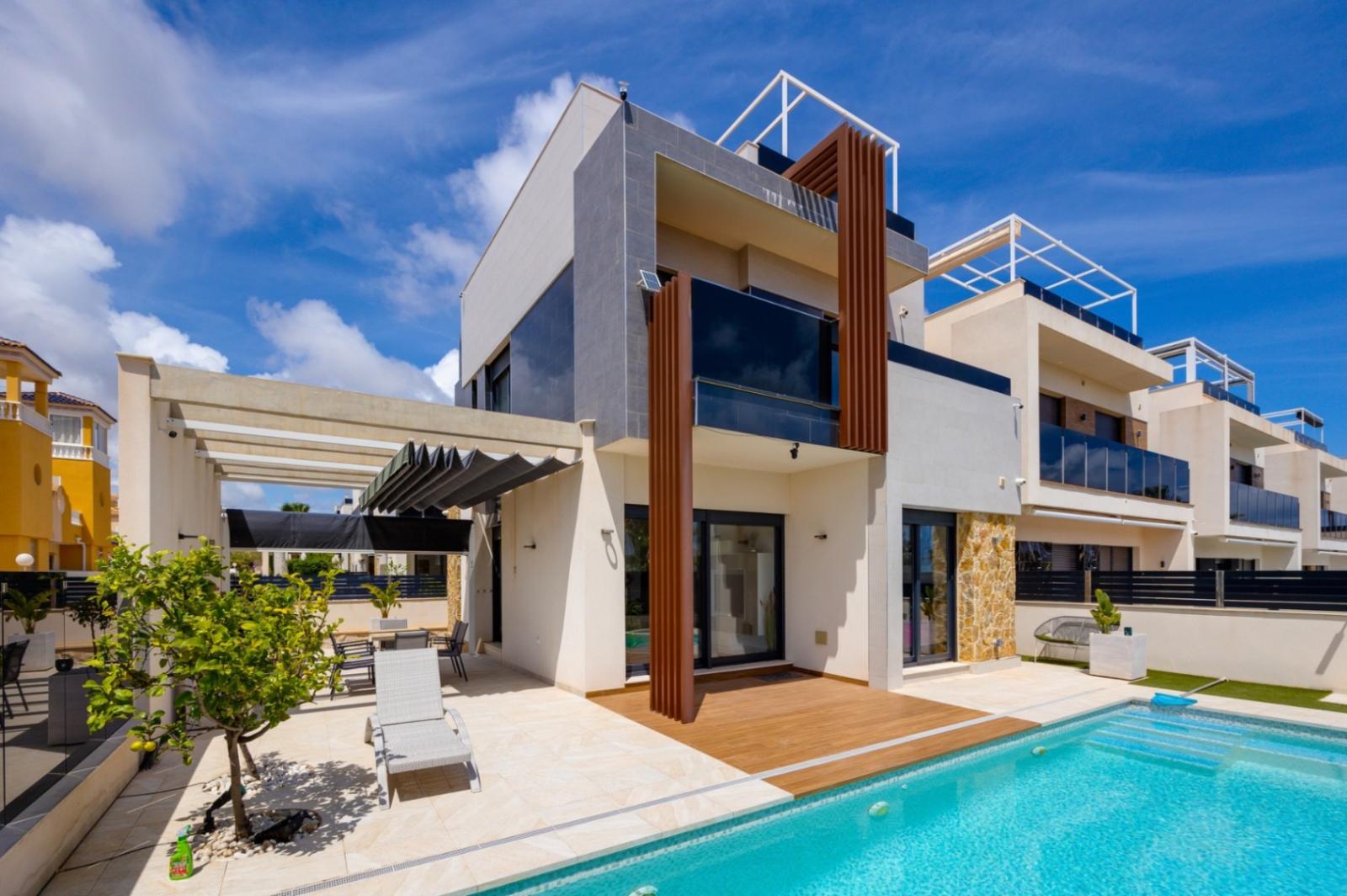 Villa en Venta en Orihuela