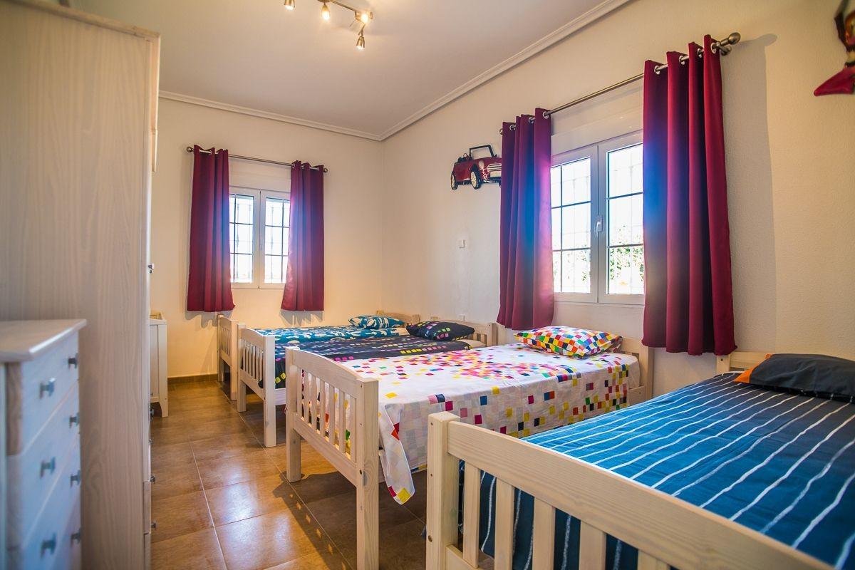 Villa en Venta en Catral