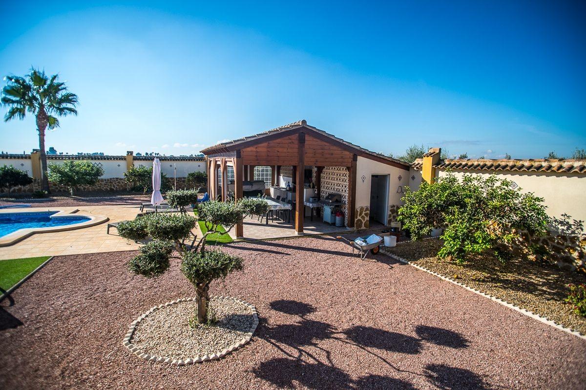 Villa en Venta en Catral