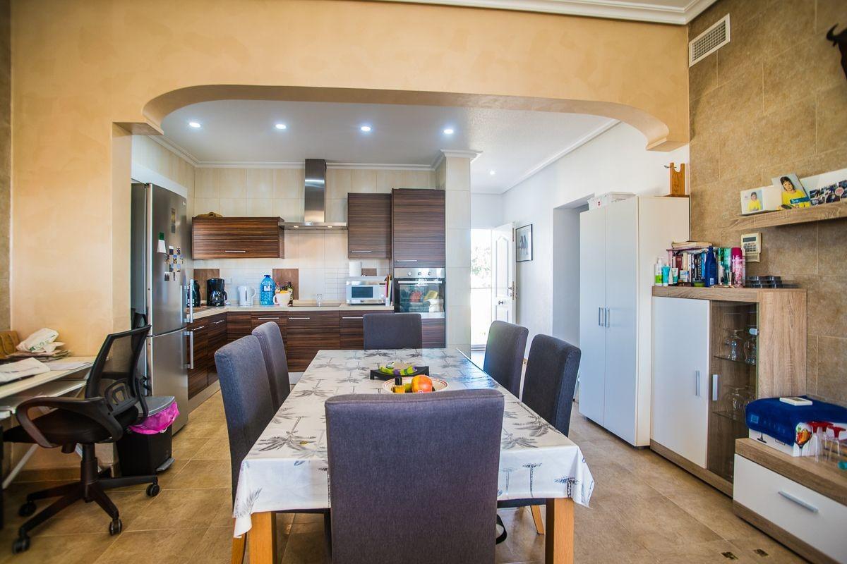 Villa en Venta en Catral