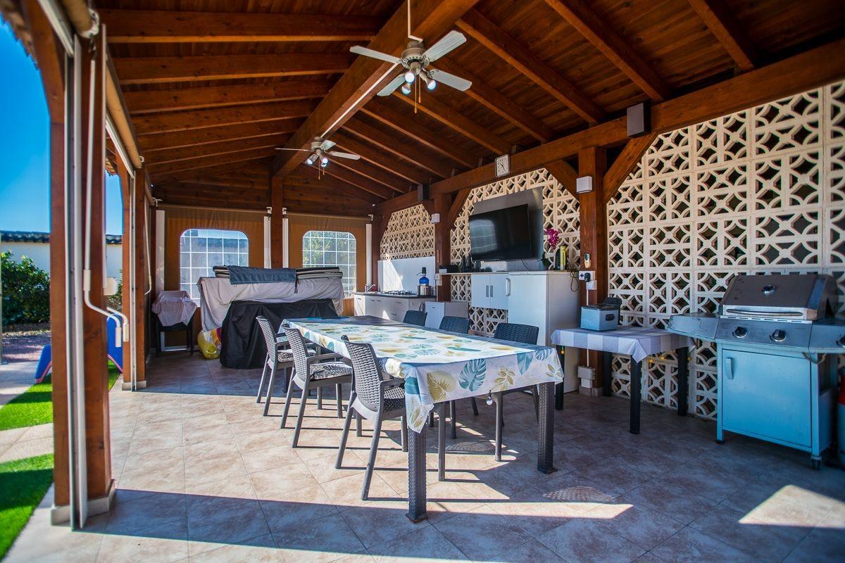 Villa en Venta en Catral