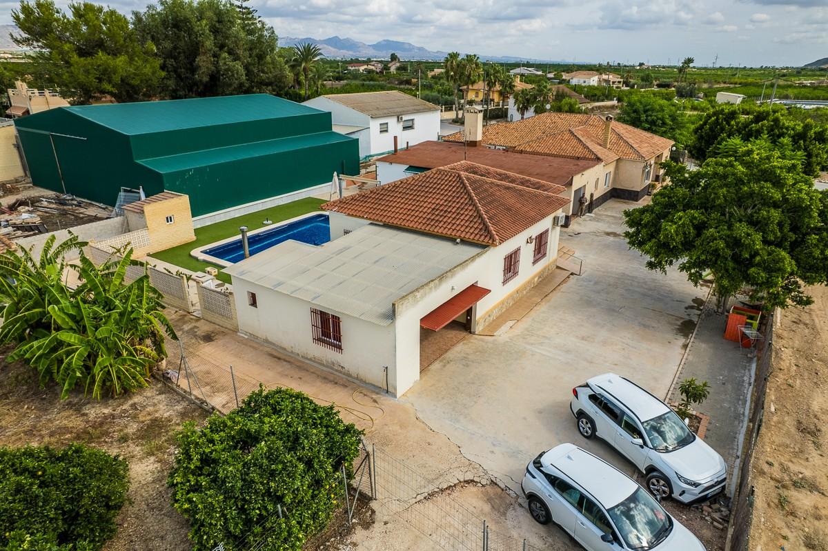 Villa en Venta en Orihuela