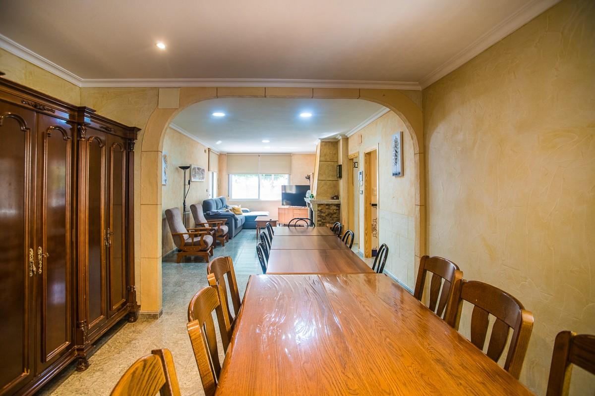 Villa en Venta en Orihuela