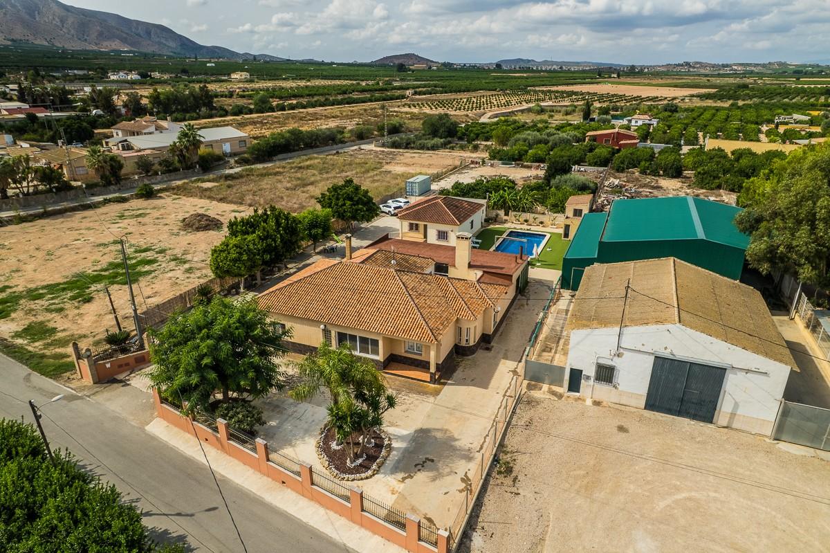 Villa en Venta en Orihuela