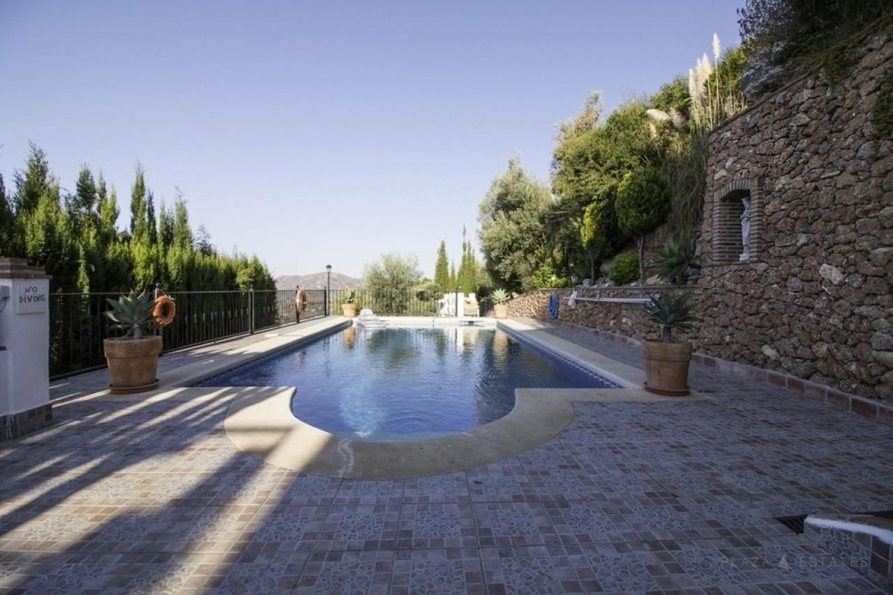 Villa for Sale in Frigiliana