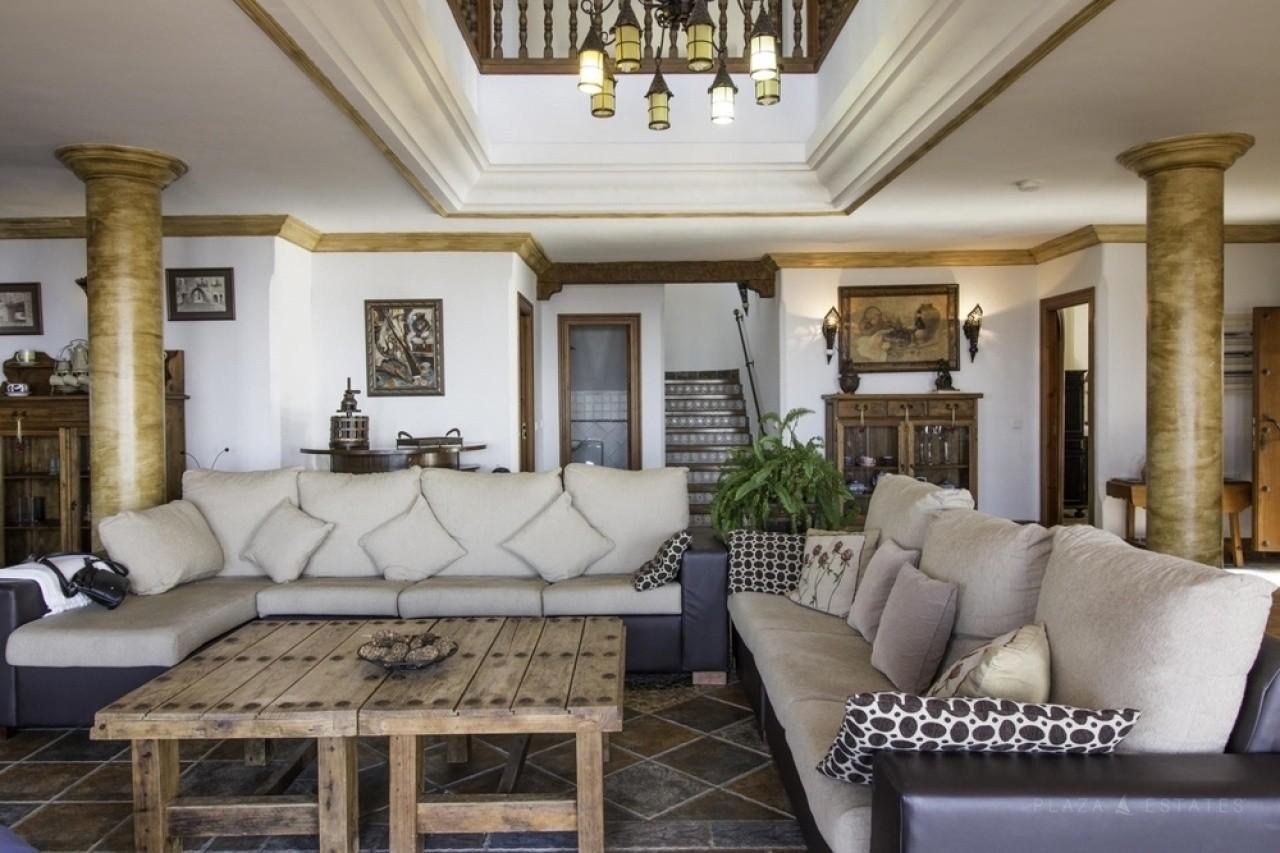 Villa for Sale in Frigiliana
