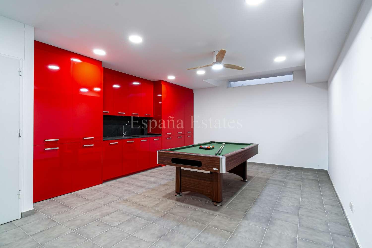 Adosado en Venta en Nerja