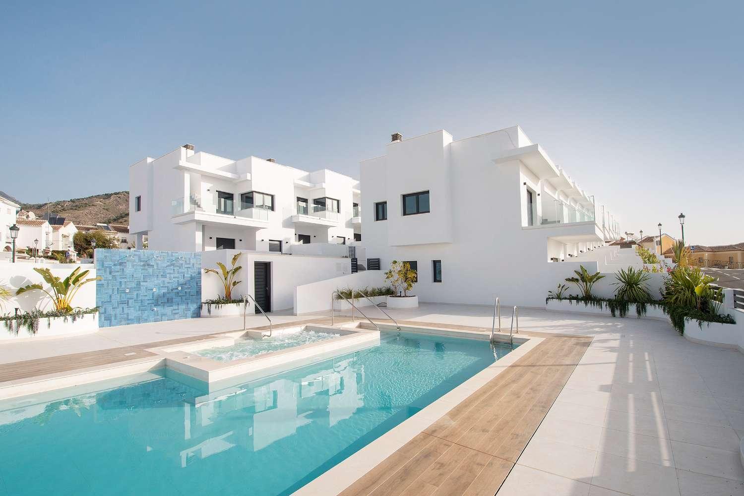Adosado en Venta en Nerja
