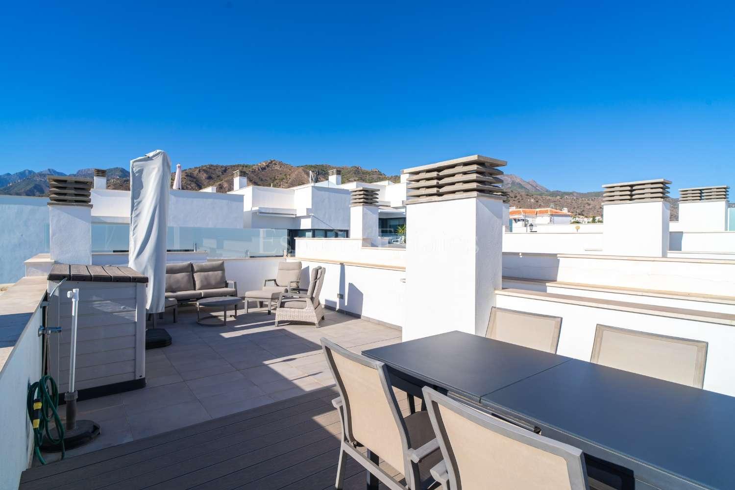 Adosado en Venta en Nerja