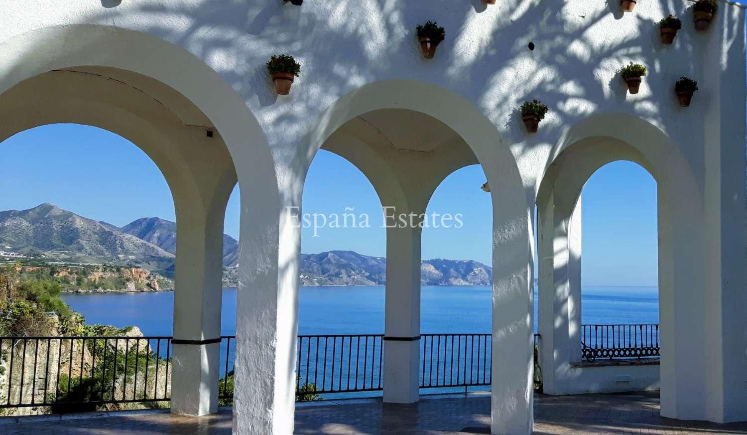 Adosado en Venta en Nerja