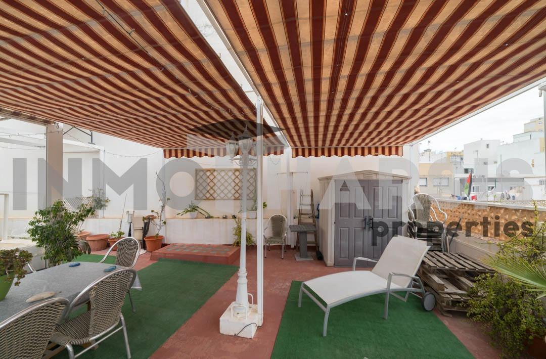 Chalet for Sale in Almería