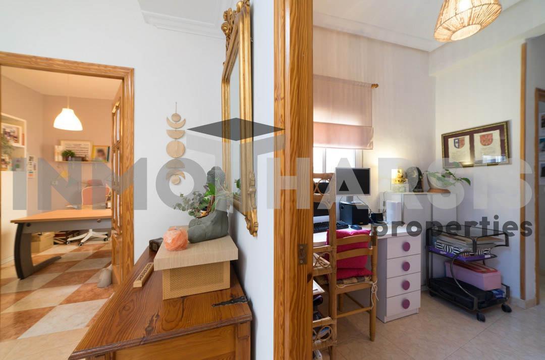 Chalet for Sale in Almería