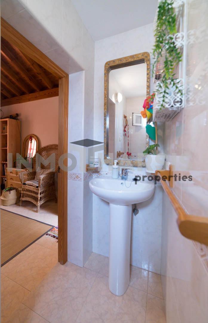 Chalet for Sale in Almería