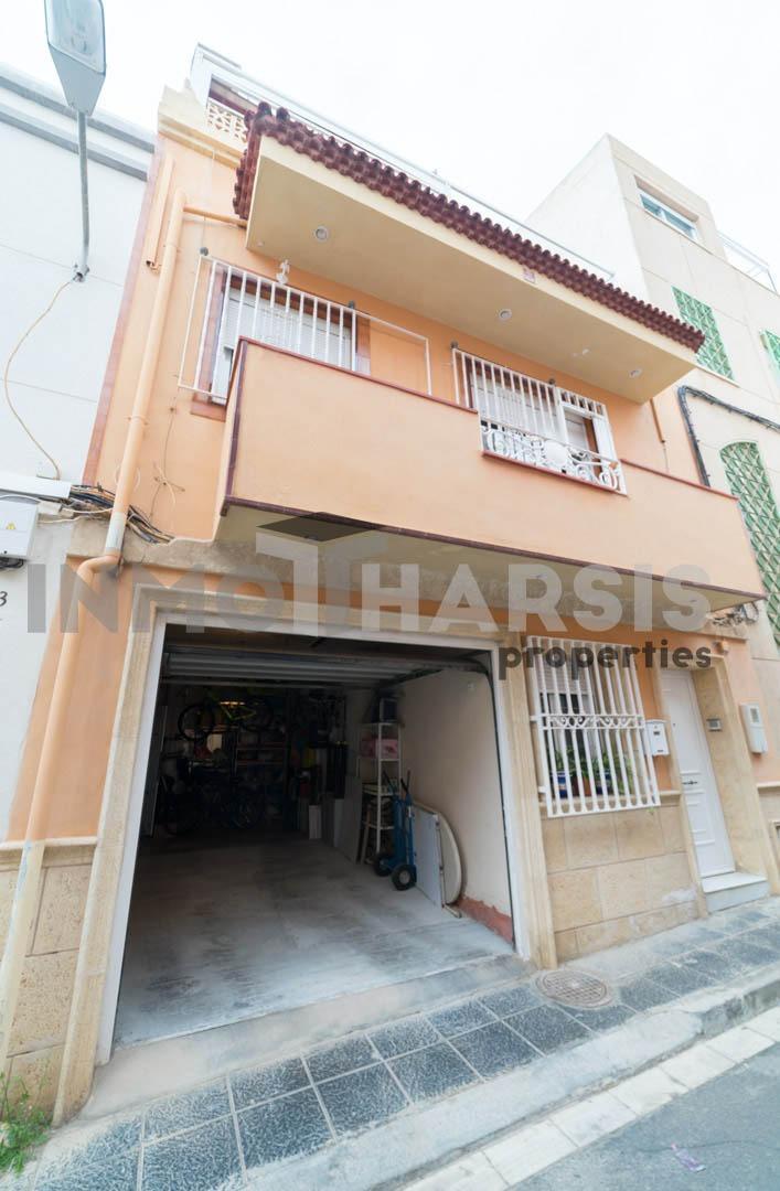 Chalet for Sale in Almería