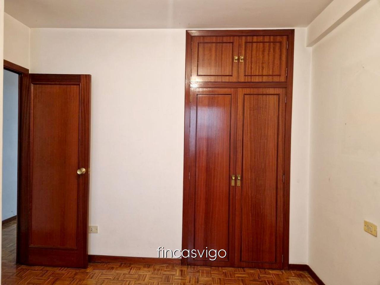 Flat for Sale in Vigo
