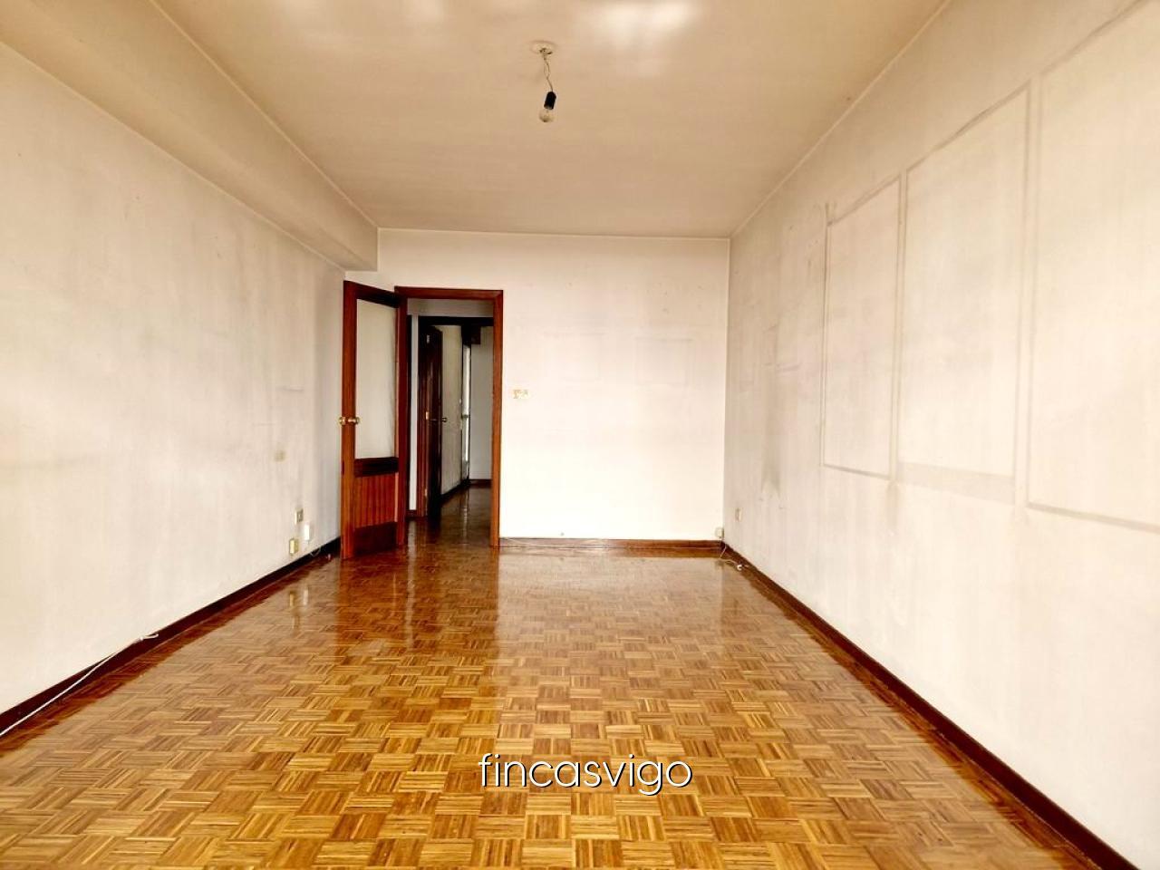 Flat for Sale in Vigo
