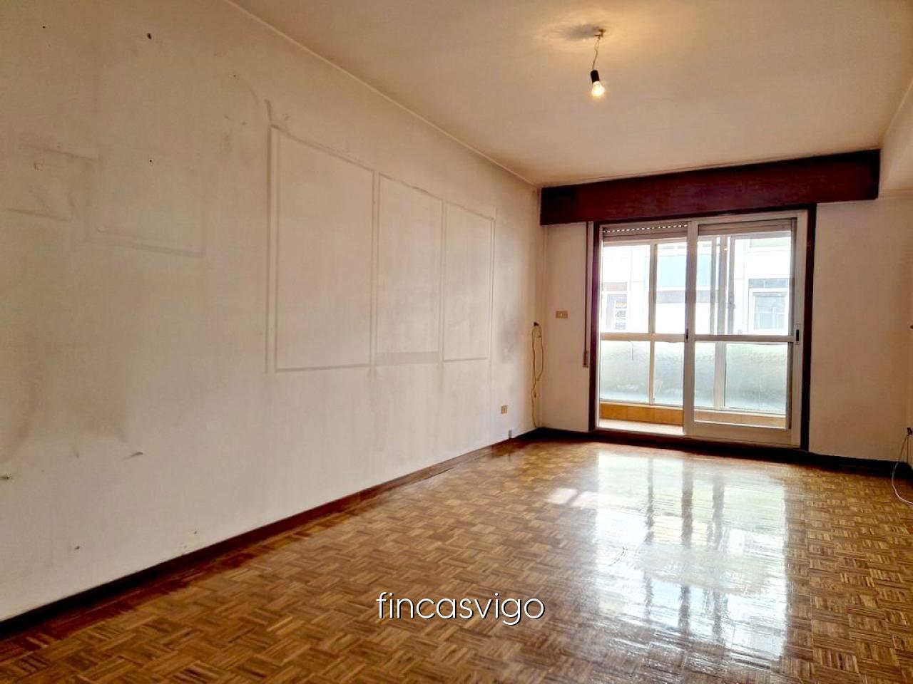 Flat for Sale in Vigo